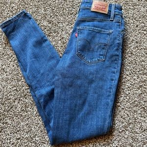 Levi jeans 25 721